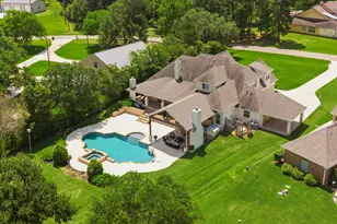 13907 J B K Memorial Dr, Willis, TX 77318 - Photo 32