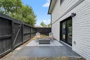 9130 Vogue Ln, Houston, TX 77080 - Photo 8