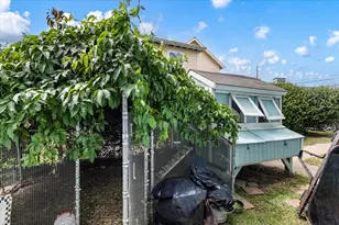 1703 Biovu Dr, Galveston, TX 77551 - Photo 46