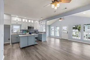 1703 Biovu Dr, Galveston, TX 77551 - Photo 16