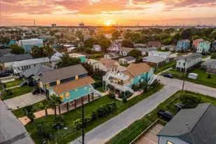 1703 Biovu Dr, Galveston, TX 77551 - Photo 2