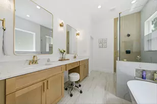 8902 Knoll Leaf Dr, Houston, TX 77080 - Photo 16