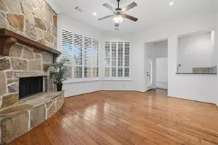 7 Woodmoor Pl, Magnolia, TX 77354 - Photo 12