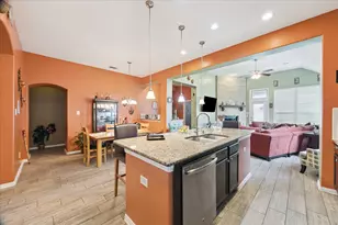 13117 Green Shores Lane, Rosharon, TX 77583 - Photo 16