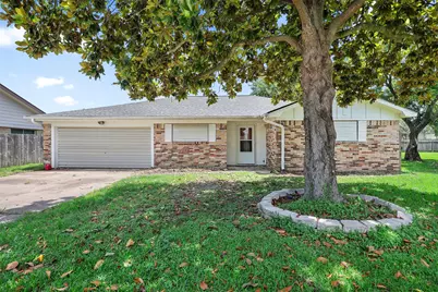 2621 16th Avenue N, Texas City, TX 77590 - Photo 1