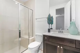 1215 Tallow Park Ln, Pinehurst, TX 77362 - Photo 12