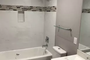 10667 Hazelhurst Dr E, Houston, TX 77043 - Photo 20