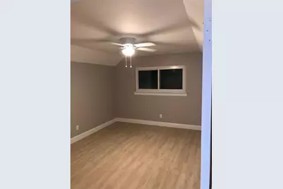 10667 Hazelhurst Drive E, Houston, TX 77043 - Photo 30