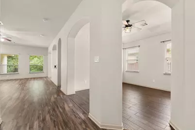 162 W Heritage Mill Circle, Tomball, TX 77375 - Photo 4