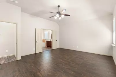 162 W Heritage Mill Circle, Tomball, TX 77375 - Photo 10