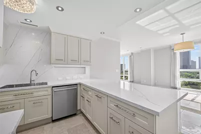 5110 San Felipe #98-91, Houston, TX 77056 - Photo 8