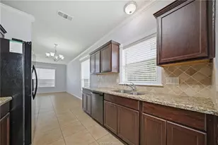 6915 Appomattox Dr, College Station, TX 77845 - Photo 14