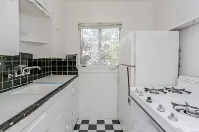 1828 W Main Street #4, Houston, TX 77098 - Photo 10