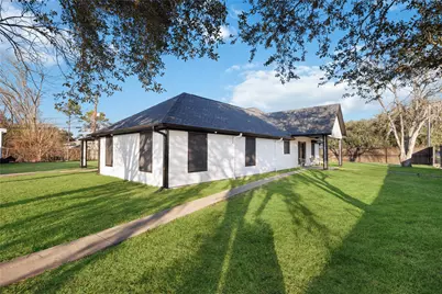 125 Broadmore Drive, Fresno, TX 77545 - Photo 4