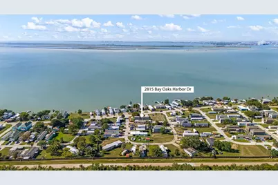 2815 Bay Oaks Harbor Drive, Baytown, TX 77523 - Photo 1