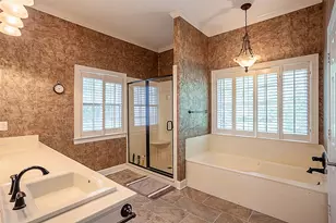 4665 Iron Oaks Dr, Beaumont, TX 77713 - Photo 20
