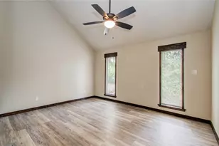 712 Player Ct, Conroe, TX 77302 - Photo 10