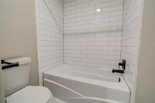 712 Player Ct, Conroe, TX 77302 - Photo 16