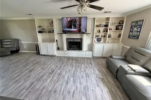 6105 Sugar Hill Dr, Angleton, TX 77515 - Photo 6