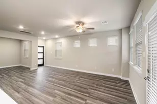 8209 Rising Stream Dr, Houston, TX 77063 - Photo 10