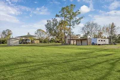 5930 County Road 164, Alvin, TX 77511 - Photo 4