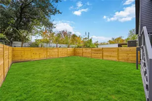 8512 Farqueson St, Houston, TX 77029 - Photo 30