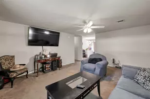 805 Webb St, Conroe, TX 77301 - Photo 6