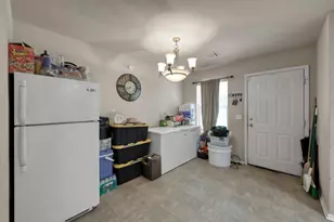 805 Webb St, Conroe, TX 77301 - Photo 8