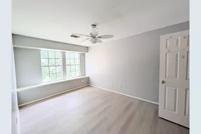 4521 Stonebridge Drive, Pearland, TX 77584 - Photo 10