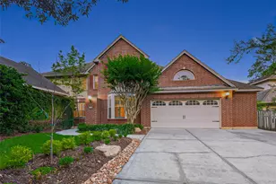 10 Mirror Ridge Dr, The Woodlands, TX 77382 - Photo 2