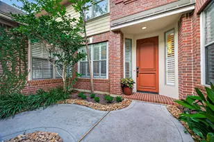 10 Mirror Ridge Dr, The Woodlands, TX 77382 - Photo 6