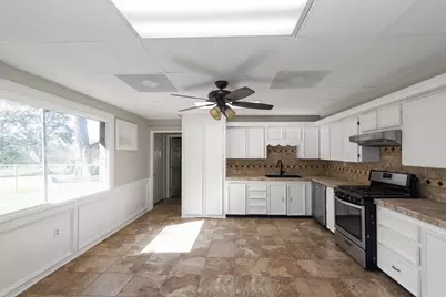 6830 S Highway 35, Alvin, TX 77511 - Photo 4