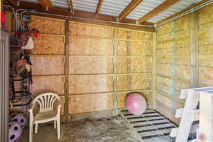 17899 Saddle Creek Dr, College Station, TX 77845 - Photo 48