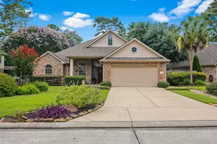 122 S Evangeline Oaks Cir, The Woodlands, TX 77384 - Photo 1