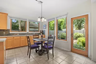 122 S Evangeline Oaks Cir, The Woodlands, TX 77384 - Photo 12