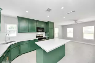 6735 Alpine Dr, Houston, TX 77061 - Photo 1