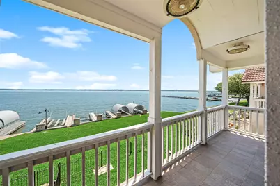 16 Regency Point, Conroe, TX 77356 - Photo 24