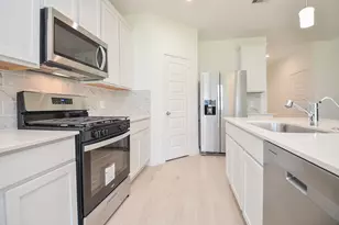 4218 Berwick Park Ln, Fulshear, TX 77441 - Photo 12