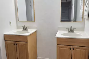 7950 N Stadium Dr, Houston, TX 77030 - Photo 8