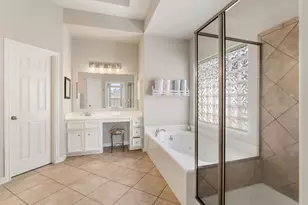 3503 Urban Woods Trail, Houston, TX 77008 - Photo 16