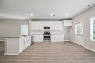 2405 Stonewall St, La Marque, TX 77568 - Photo 4