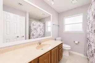 39 Oak Harbor Dr, Houston, TX 77062 - Photo 20