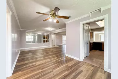 39 Oak Harbor Drive, Houston, TX 77062 - Photo 16