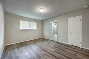 5451 Loch Lomond Dr, Houston, TX 77096 - Photo 34