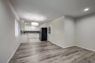 5451 Loch Lomond Dr, Houston, TX 77096 - Photo 44