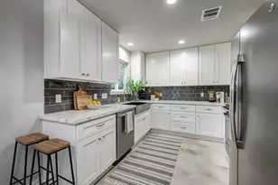 5451 Loch Lomond Dr, Houston, TX 77096 - Photo 22