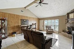 6911 Silver Star Dr, Houston, TX 77086 - Photo 4