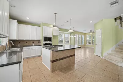 17303 Village Breeze Drive, Tomball, TX 77377 - Photo 10