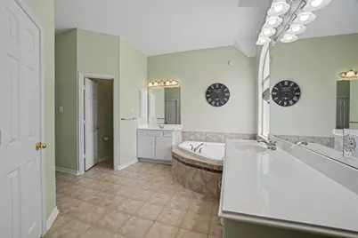 17303 Village Breeze Drive, Tomball, TX 77377 - Photo 20