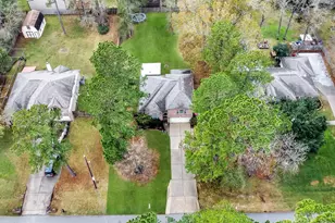 715 Westwood North Dr, Magnolia, TX 77354 - Photo 2